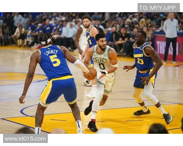 猛龙与凯尔特人激战JRS赛场谁能问鼎胜利之巅